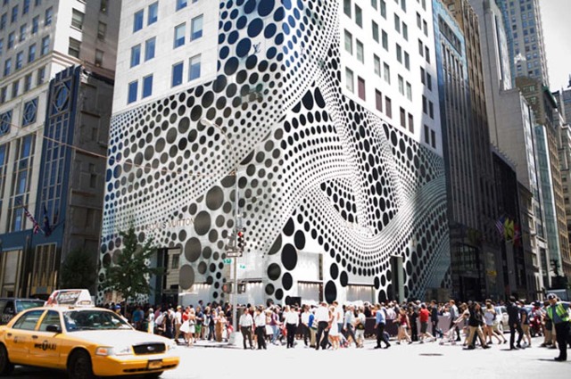 Yayoi Kusama has once again found a home in the Louis Vuitton Fifth Av